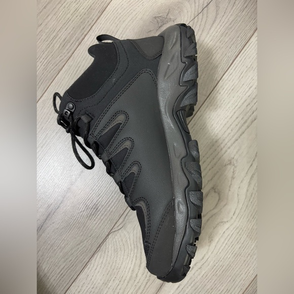 Columbia Men's Buxton Peak Mid Ii Hiking Shoe size 7W - Picture 2 of 13